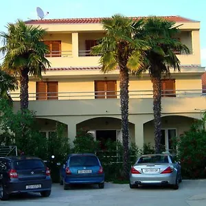 Appartement & Ana, Sukošan